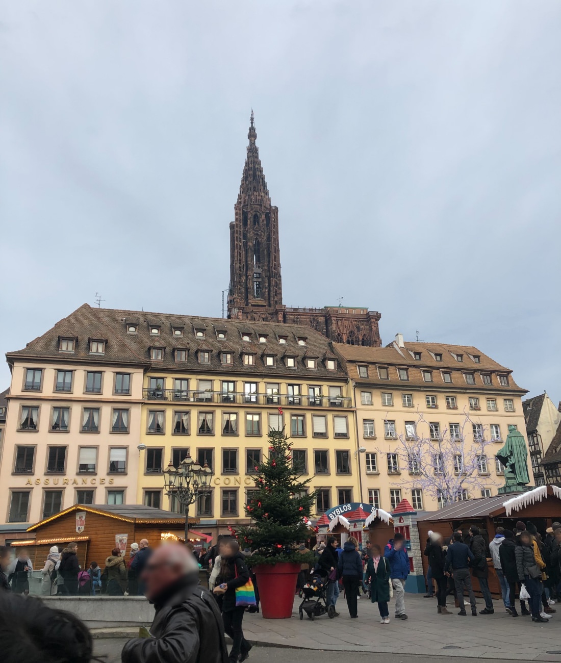 strasbourg christmas market at church 1