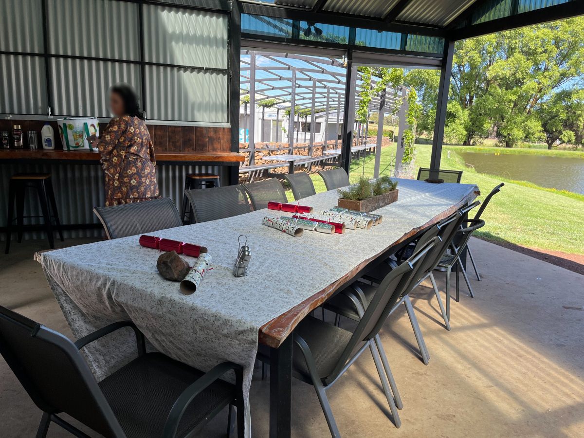 澳洲聖誕節餐桌佈置